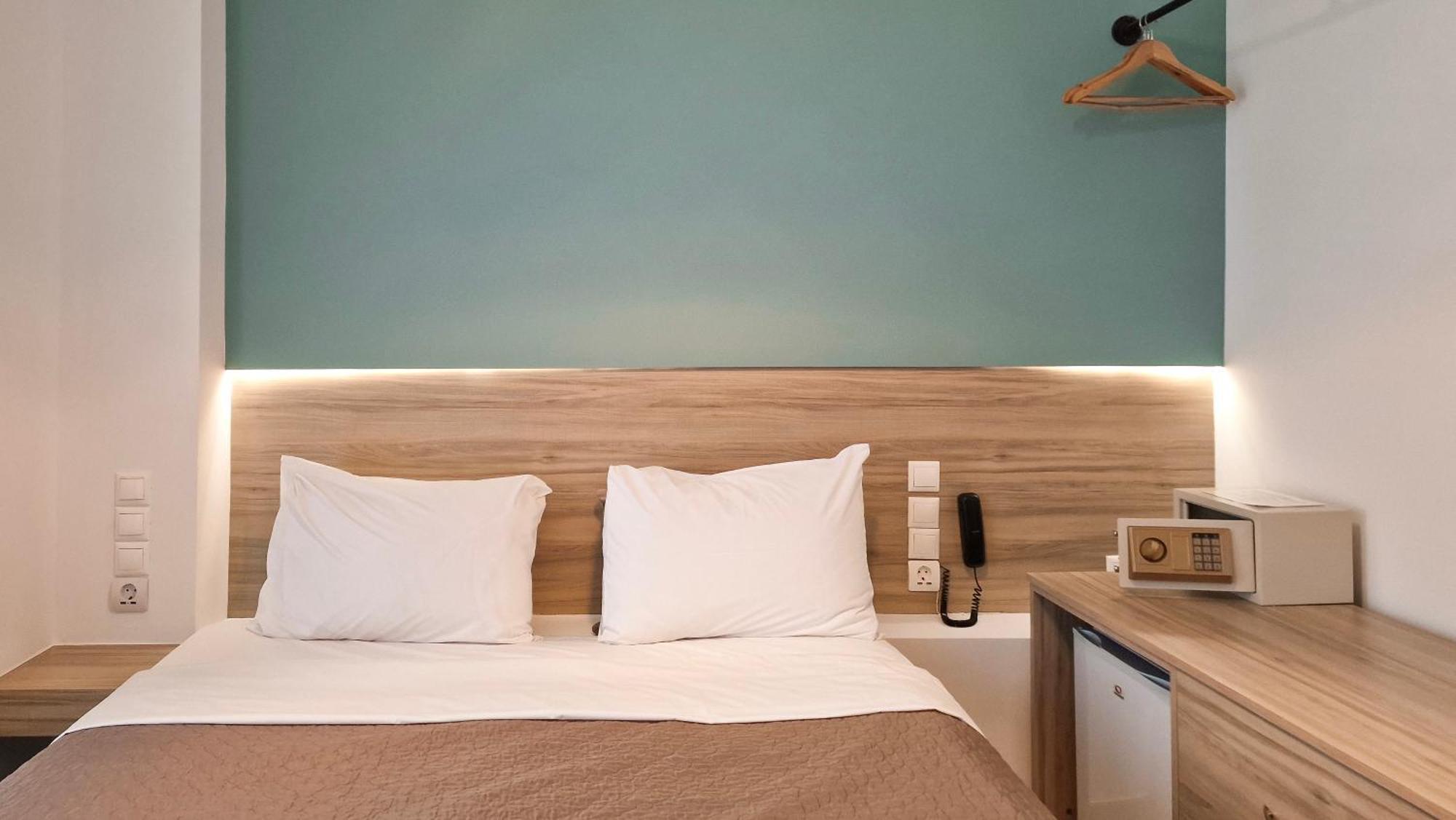 Sette Suites & Rooms - Adults Only Xylokastro Esterno foto