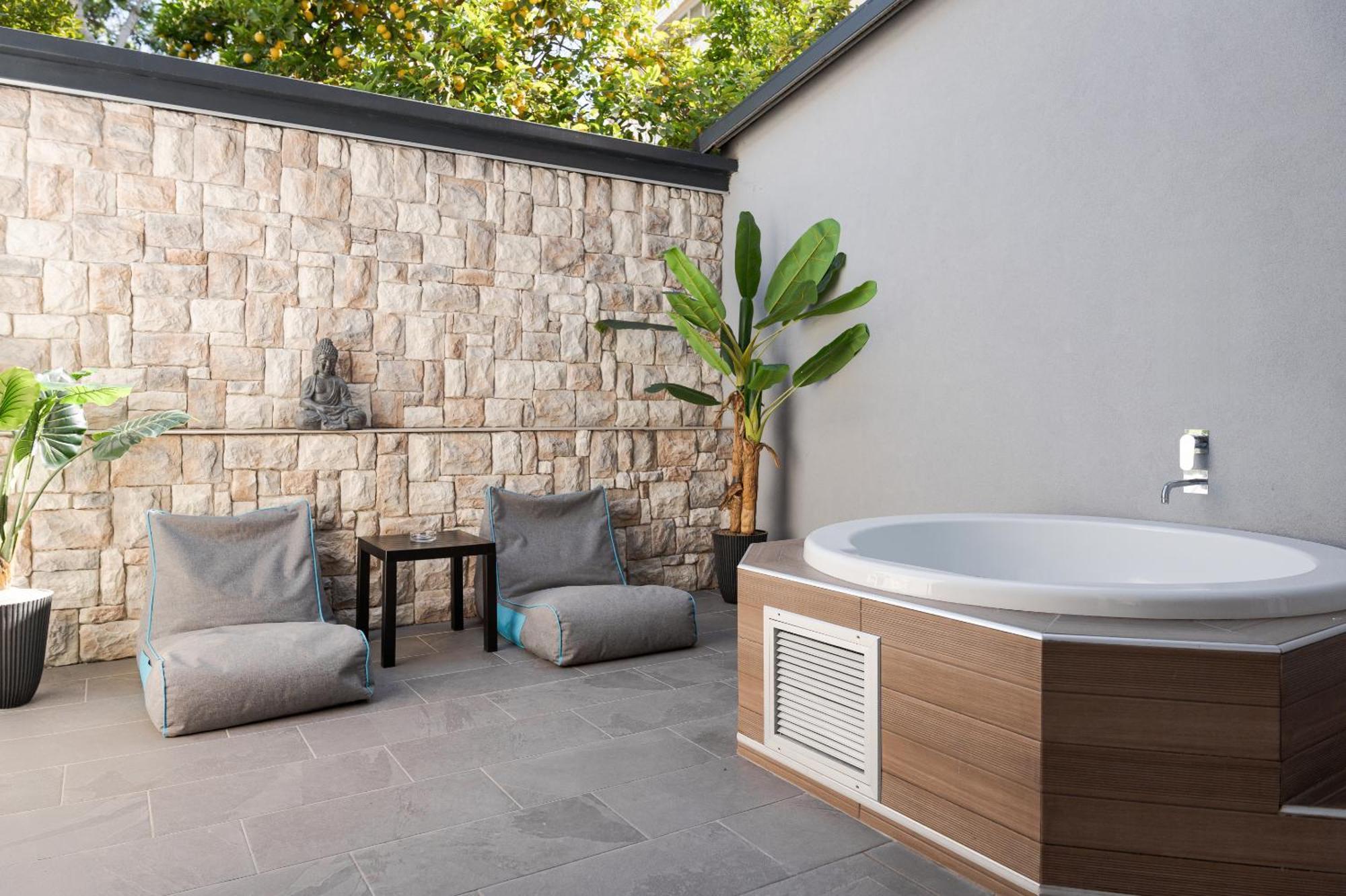 Sette Suites & Rooms - Adults Only Xylokastro Esterno foto